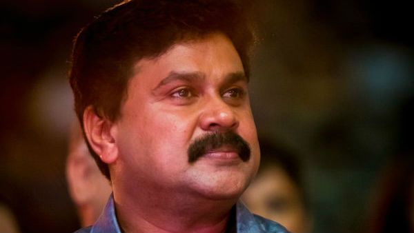 ஹீரோ, ஹீரோயின் நெருக்கம்...பாலியல் துன்புறுத்தல் வழக்கில் பிரபல நடிகையின் அம்மா பரபரப்பு சாட்சியம்