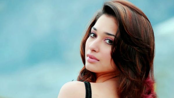 உயிரை விட வேற என்ன முக்கியம்? படிக்காத கிராம மக்களே வேலி போட்டு வச்சுருக்காங்க.. பிரபல நடிகை பொளேர்!