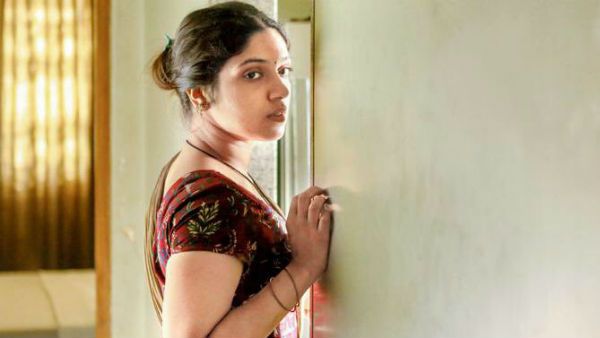 பாலிவுட்டில் ரீமேக் ஆகும் அனுஷ்கா படம்.. அந்த லஸ்ட் ஸ்டோரிஸ் நடிகை அதுக்கு செட் ஆவாங்களா?