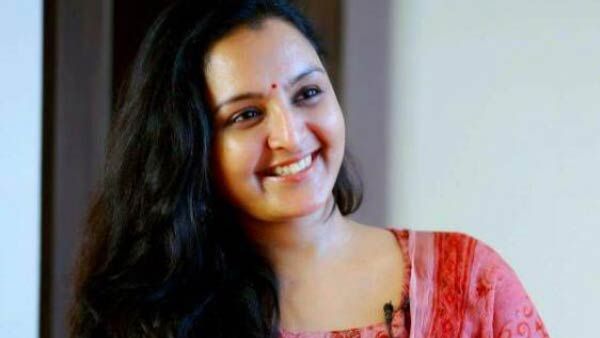 ஒரு போன்தான் பண்ணினேன்...வந்துடுச்சு எல்லாம்... லேடி சூப்பர்ஸ்டாரை பாராட்டும் மேக்கப் கலைஞர்!