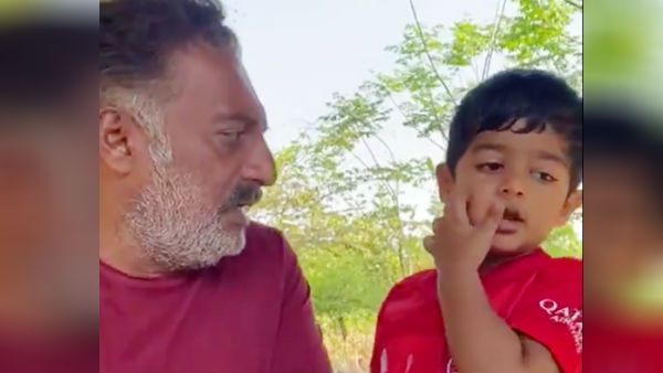 கொரோனா தானாக பரவவில்லை.. பரப்புகிறார்கள்.. கடுப்பான பிரபல நடிகர்.. குழந்தைகளை நினைத்து வேதனை!