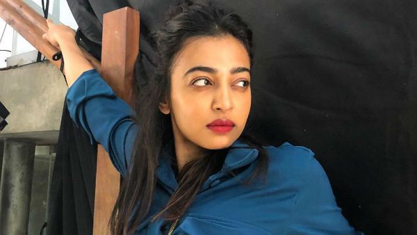 இது தேவையா? ஹாஸ்பிடலில் இருந்து போட்டோ... பிரபல ஹீரோயினை கண்டபடி விளாசிய ரசிகர்கள்!