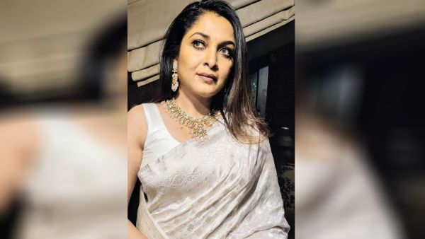 ரம்யா கிருஷ்ணனுக்கு நிகர் ரம்யா கிருஷ்ணன் தான்.. என்னா அழகு பாருங்க!