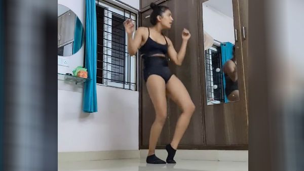 இசை கேட்டால் புவி அசைந்தாடும்.. சம்யுக்தாவின் ஸ்விம் சூட் டான்ஸ் பார்த்தீங்களா!