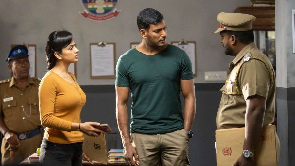 அடேய்.. இப்ப நான் போலீஸ் அதிகாரிடா.. கலகலக்கும் ரோபோ சங்கர்!