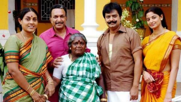 மண் மனம் மாறாத நல் மனம்.. வருந்துகிறேன்.. பரவை முனியம்மா மறைவுக்கு கண்ணீர் சிந்திய விவேக்