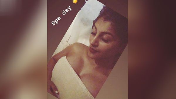 வெறும் துண்டுடன் மட்ட மல்லாக்க படுத்திருக்கும் யாஷிகா.. பார்லரில் பாடி மசாஜ்.. வைரலாகும் போட்டோ!