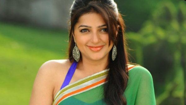 அதுக்கு சரிபட்டு வருவாரா..? நெகட்டிவ் கேரக்டரில் மிரட்டப் போகிறாராமே அந்த முன்னாள் ஹீரோயின்!