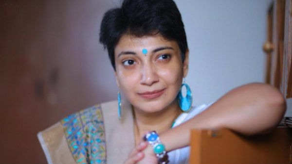 8000 கோடி மக்களுக்கு 5000 கோடி பணமா.. அடித்து விட்ட மதுவந்தி.. வச்சு செய்யும் நெட்டிசன்ஸ்!