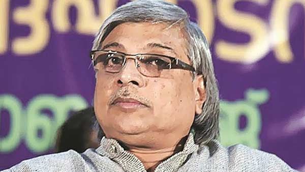 ஹீரோயின் வாய்ப்புத் தருவதாகக் கூறி பாலியல் துஷ்பிரயோகம்.. பிரபல இயக்குனர் மீது இளம் நடிகை புகார்!