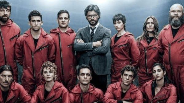 புட்டி கண்ணாடி.. வகிடெடுத்த முடி.. பழம்னு நினைச்சிட்டியா.. அவர் தான் மணி ஹெய்ஸ்ட்டுக்கே மாஸ்டர்!