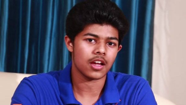 வித்தியாச காதல் கதையாம்! இந்த தெலுங்கு பட ரீமேக் மூலம் ஹீரோவாக அறிமுகமாகிறாரா விஜய் மகன் சஞ்சய்?