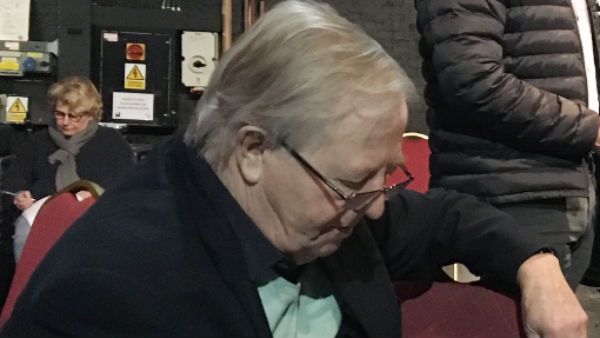 தொடர்ந்து மிரட்டும் கொரொனா.. சிகிச்சை பெற்று வந்த பிரபல காமெடி நடிகர் திடீர் பலி..திரையுலகம் ஷாக்