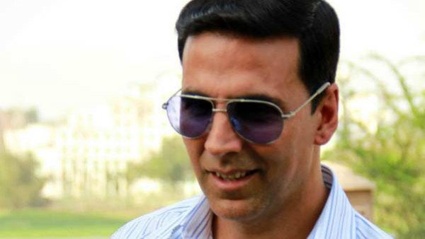 கொரோனா 'பீரியட்ஸை' நிறுத்தாது.. தினக்கூலி பெண்களுக்கு நாப்கின் வழங்க முன்வந்த பிரபல நடிகர்!