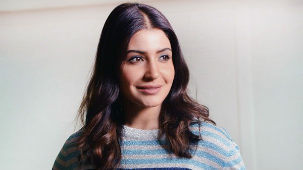 அனுமதி இல்லாமல் என் போட்டோவை பயன்படுத்துவதா..? நடிகை அனுஷ்கா மீது எம்.எல்.ஏ பரபரப்பு புகார்!