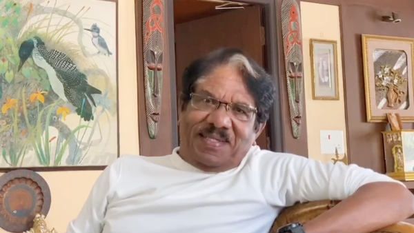 சென்னையில் இருந்து சொந்த ஊருக்கு போன பாரதிராஜா.. வீட்டிலேயே தனிமைப்படுத்தியது சுகாதாரத்துறை!