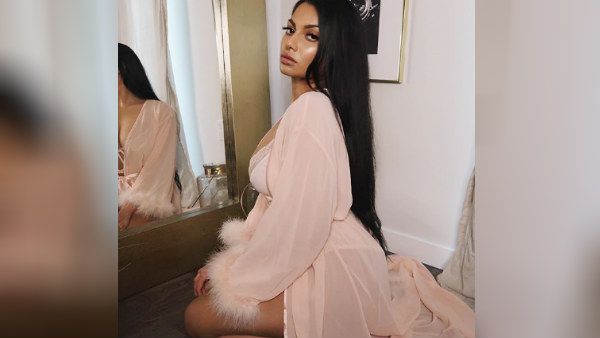 கொல்றீங்களே.. அடுத்த சிலுக்கு நீங்கதான்.. மொத்தத்தையும் காட்டும் நடிகையால் கிறங்கும் நெட்டிசன்ஸ்!