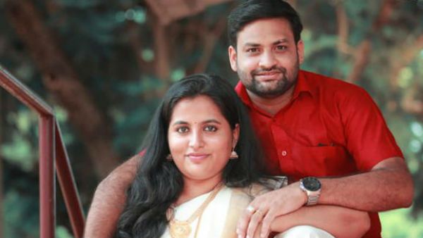 இப்பதானே விவாகரத்துன்னு சொன்னாங்க..பிரபல சின்னத்திரை நடிகையின் முதல் கணவர் இரண்டாவது திருமணம்!