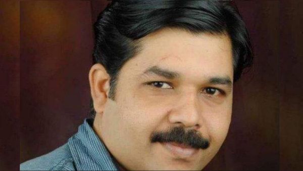 மருத்துவமனையில் சிகிச்சைப் பெற்று வந்த பிரபல நடிகர் திடீர் பலி.. அதிர்ச்சி அடைந்த திரையுலகம்!