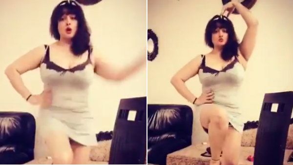 காலை தூக்கி மேல வச்சு.. 'அது' தெரிய அப்படி ஒரு ஆட்டம்.. நடிகையை கழுவி ஊற்றும் நெட்டிசன்ஸ்!