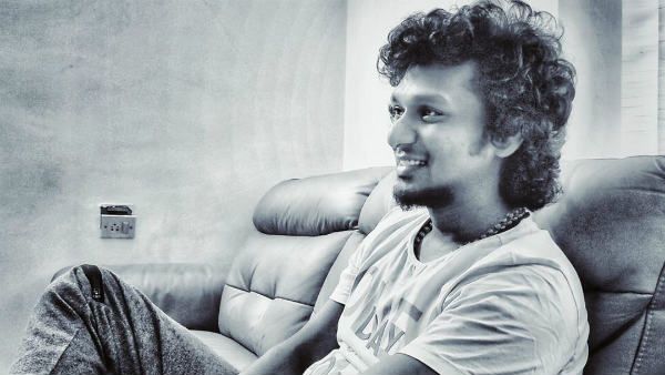 சந்தோஷம் கண்ணுலயே தெரியுது.. மாஸ்டர் போஸ்ட் புரொடக்ஷன்.. செம ஹேப்பியா போஸ் கொடுத்த லோகேஷ் கனகராஜ்!