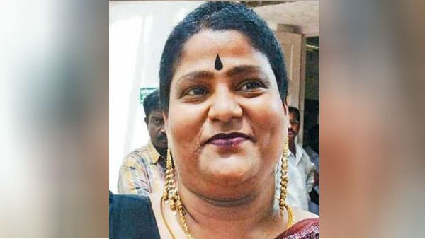 பிரபல நடிகையின் மகனுக்கு வீடு புகுந்து அரிவாள் வெட்டு.. சென்னை வடபழனியில் பயங்கரம்!