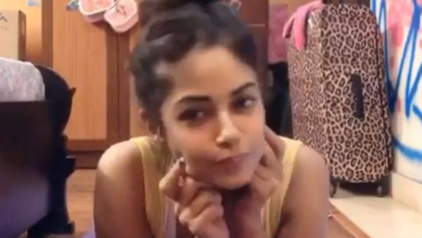 தலைகீழாகப் படுத்துக்கிட்டு தப்புத் தப்பா யோகா பண்ணிய பிரபல ஹீரோயின்.. சுட்டிக்காட்டிய ஃபேன்ஸ்!