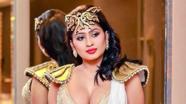 கிளியோபாட்ராவே இவ்ளோ அழகா இருந்தாங்களான்னே தெரியலையே.. வைரலாகும் பியூமி ஹன்சமாலியின் போட்டோ!