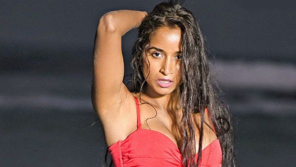 மியா மல்கோவா மட்டுமில்ல.. இந்த நடிகைக்கிட்டேயும் அந்த வேலையைதான் பார்த்திருக்கார் சர்ச்சை இயக்குநர்!