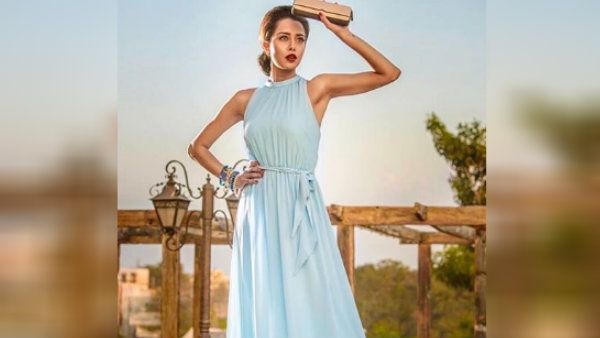 என்னாச்சு.. எலும்பும் தோலுமா.. கையெல்லாம் குச்சு குச்சா.. நடிகையின் போட்டாவால் ஷாக்கான ஃபேன்ஸ்!