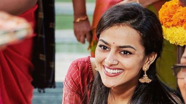 'கவலைப்படாதே, கடவுள் மன்னிப்பார்' அப்ப இருந்துதான் பெண்ணியவாதியா மாறினேன்..பிரபல நடிகை பிளாஷ்பேக்!