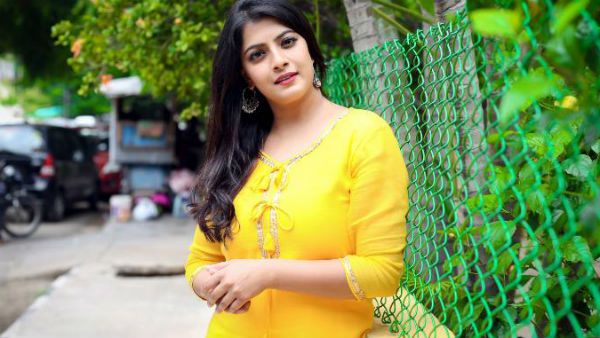 அட நம்ம வருவுக்கு கல்யாணமாமே? மாப்பிள்ளை தோனி, கோஹ்லிக்கு ரொம்ப நெருக்கமாம்.. டீம்லயும் இருக்காராம்!