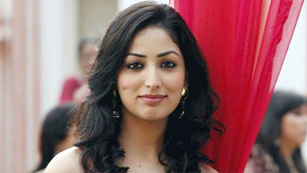 கொரோனா லாக்டவுன் முடிஞ்சு.. ஷூட்டிங் எப்ப தொடங்குவாங்கன்னு தெரியலையே.. பிரபல ஹீரோயின் கவலை!