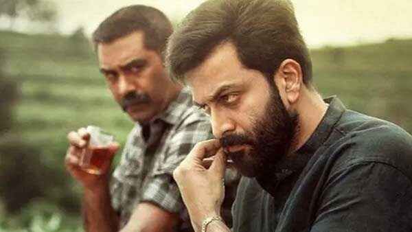 அட இது நல்லாருக்கே.. 'அய்யப்பனும் கோஷியும்' தமிழ் ரீமேக்கிற்கு அந்த ஹீரோக்களை பரிந்துரைத்த சச்சி!