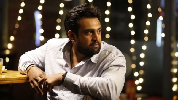 நம்ப முடியல.. இதயம் நொறுங்கிவிட்டது.. பிரபல நடிகரின் மரணத்தால் சோகத்தில் மூழ்கி பிரபலங்கள்!