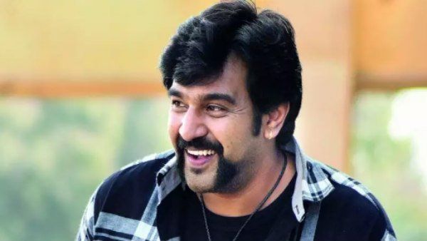 அர்ஜுன் மருமகன்..பிரபல நடிகையின் கணவர்.. நடிகர் சிரஞ்சீவி சர்ஜா மரணம்..திரையுலகம் அதிர்ச்சி