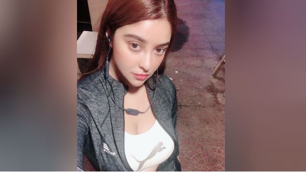 தொடர்ந்து துரத்தும் மரண பயம்.. இறந்துவிடும் உணர்வு.. தனது பிரச்னை பற்றி மனம் திறந்த பிரபல நடிகை!