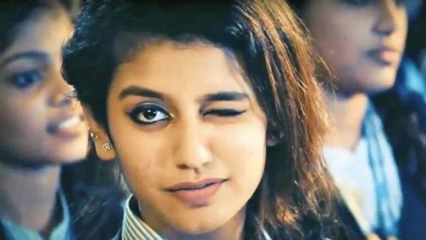 இன்ஸ்டாகிராமில் இருந்து திடீரென்று விலகியது இதற்காகத்தான்.. 'கண்ணடி' நடிகை விளக்கம்!