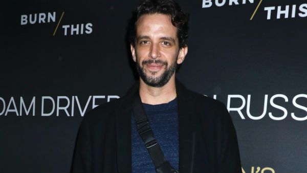 கொரோனாவால் பாதிப்பு.. கால் துண்டிக்கப்பட்ட பிரபல நடிகர் திடீர் உயிரிழப்பு.. திரையுலகம் இரங்கல்!