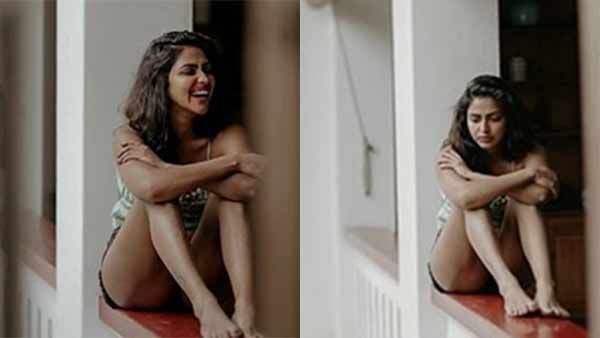 அட கடவுளே.. என்ன டிரெஸ்.. என்ன போஸ்.. ஆடை பட நாயகியின் போட்டோவை பார்த்து முகம் சுளிக்கும் ஃபேன்ஸ்!