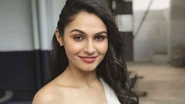 ஆண்ட்ரியாவின் மற்றுமொரு ஐட்டம் சாங்… ஆட்டம் போட ரெடியான பேன்ஸ்!