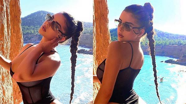 ரொம்பத்தான்.. அந்த கையை மட்டும் கொஞ்சம் இறக்குனீங்கனா.. ரோஸ் பேபியிடம் கெஞ்சும் ரசிகர்கள்!