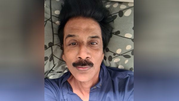 ஹீரோயின்களுக்கு போட்டியாக படுக்கையறை போட்டோவை வெளியிட்ட நடிகர் மனோ பாலா.. பங்கம் செய்த நெட்டிசன்ஸ்!