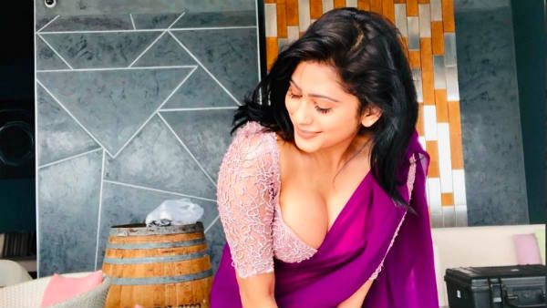 ஆத்தாடி.. இதுக்கு நீங்க சேலை கட்டாமலே இருந்திருக்கலாம்.. மொத்தத்தையும் ஓப்பன் செய்து காட்டிய நடிகை!