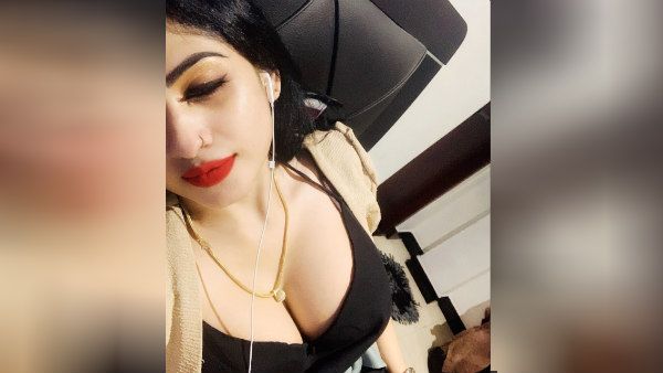 நிர்வாணமாக தூங்குங்கள்.. பிரபல நடிகை போட்ட போட்டோ.. வில்லங்கமாக கமெண்ட்ஸ் செய்யும் நெட்டிசன்கள்!