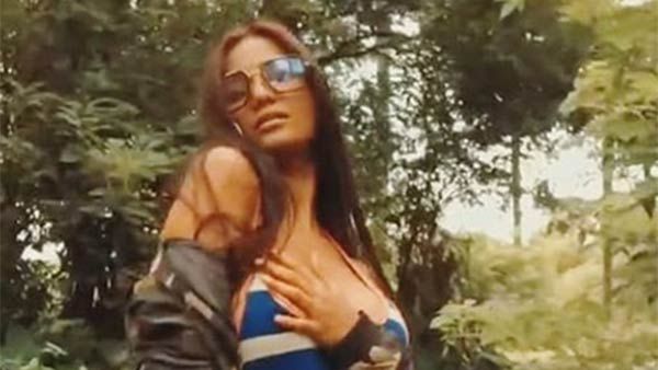 என்ன கன்றாவிடா இது.. காட்டுக்குள் அட்டகாசம் செய்யும் பூனம் பாண்டே.. வைரலாகும் போட்டோ!