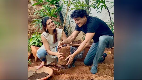 கிரீன் இந்தியா சேலஞ்ச்.. செடி நட்ட பிரபலங்கள்.. வைரலாகும் புகைப்படம்!