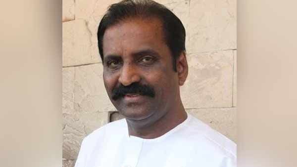 என் ஐம்பதாண்டு இலக்கிய வாழ்க்கையில் எது எளிதெனில்.. பிறந்த நாளில் வைரமுத்துவின் உருக்கமான கவிதை!