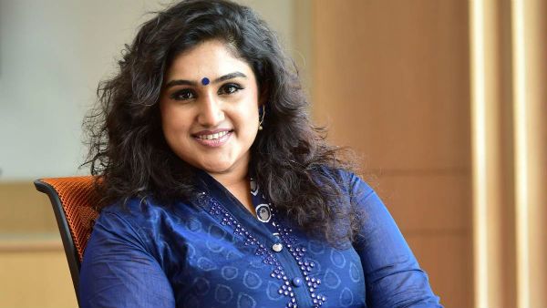 தயாரிப்பாளர் ரவீந்திரன் ஆம்பளையா.. சூர்யாதேவி பலான தொழில் செய்கிறார்.. சரமாரியாக விளாசி தள்ளிய வனிதா