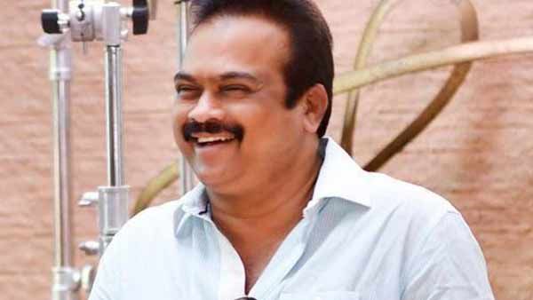 விரட்டும் கொரோனா.. ராஜமவுலியை தொடர்ந்து ஆர்.ஆர்.ஆர் தயாரிப்பாளருக்கும் கொரோனா..வீட்டில் சிகிச்சை